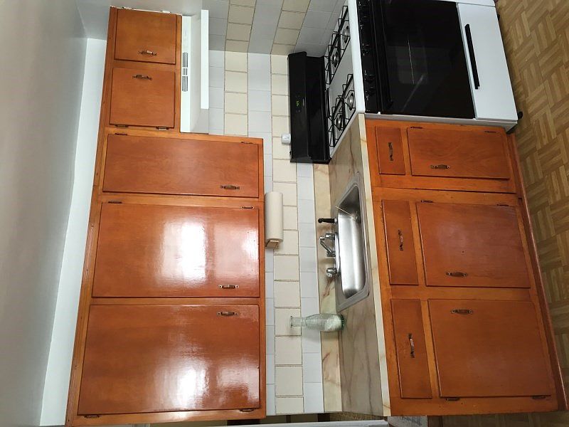 2nd image of 303 Hawthorne Ave #3