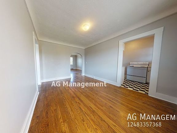 5th image of 24B Lincoln Ave