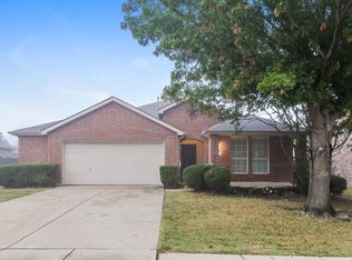 430 Creekwood Ct, Forney, TX 75126