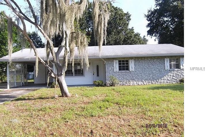 1st image of 970 Pinecrest Dr W