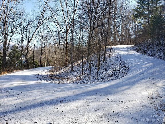2nd image of 76 Buena Vista Dr #24