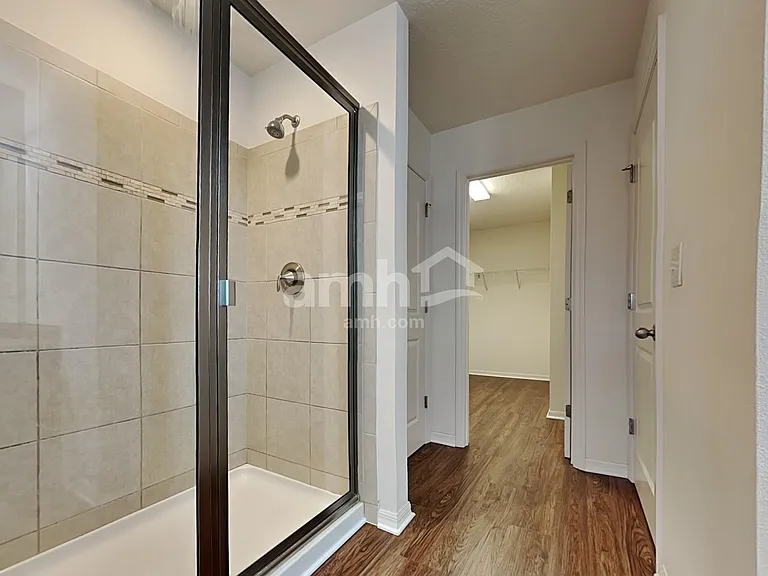 11870 Thicket Wood Dr — Photo 15