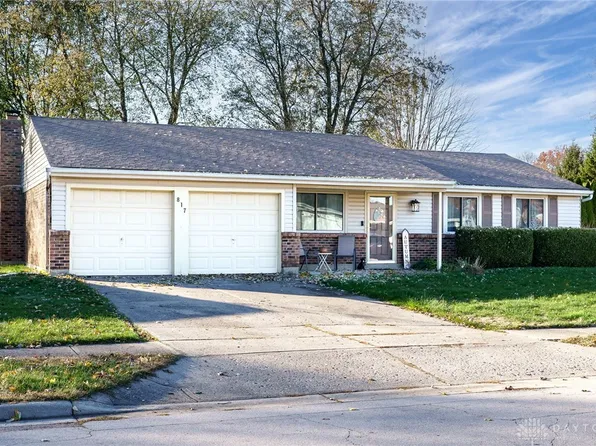 817 Southview Dr, Englewood, OH 45322