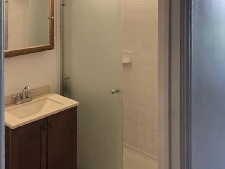 1420 Brookes Ave — Photo 15