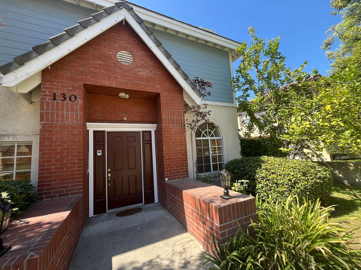 4 bed, 1539 sqft, $4,500 — Photo 2