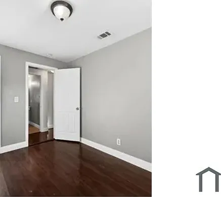 3 bed, 1096 sqft, $2,799 — Photo 4