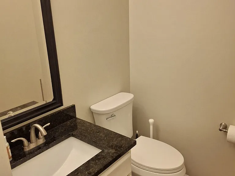6322 New London Dr — Photo 10