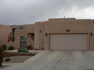 9809 Clearwater St NW, Albuquerque, NM 87114