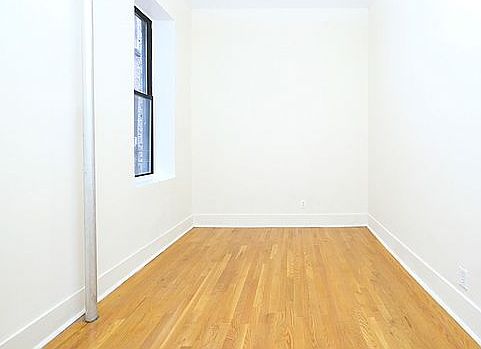 3rd image of 565 W 173rd St APT 3