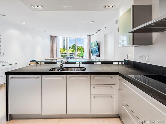 4th image of 18201 Collins Ave #508