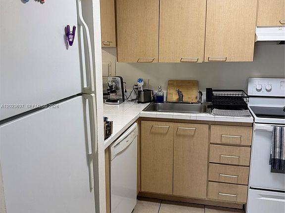4th image of 13789 SW 66th St APT 283-F