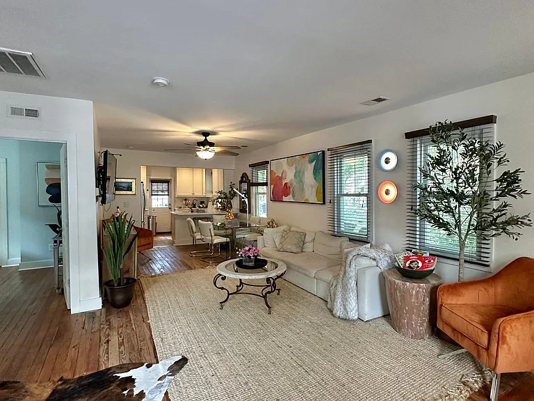 22 Maverick St — Photo 2