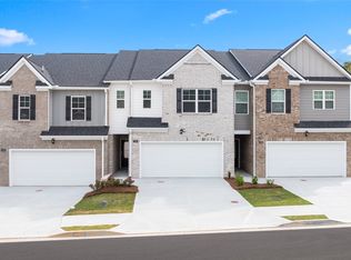 310 Silver Moon Dr, Loganville, GA 30052