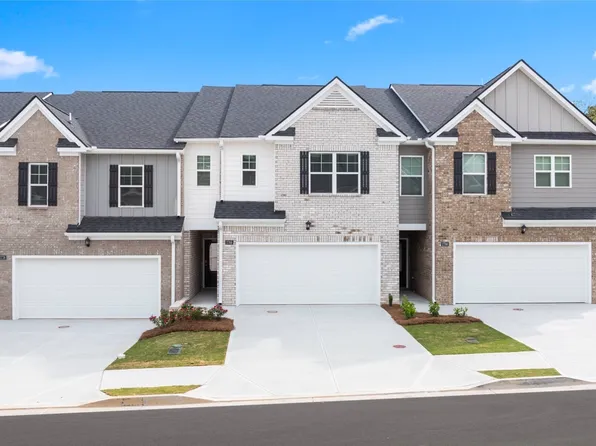 290 Silver Moon Dr, Loganville, GA 30052