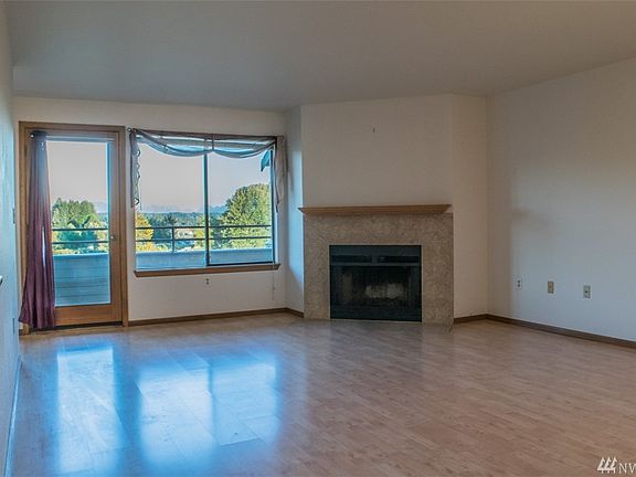 5th image of 101 Pine Ave APT 305