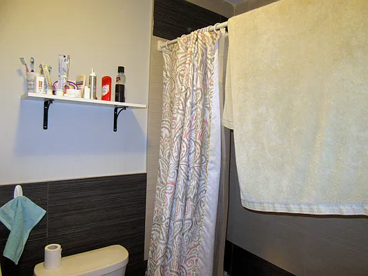 Rented by GFI Realty Services LLC | media 35