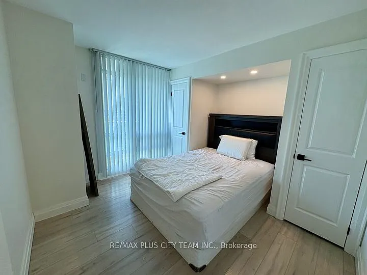 397 Front St W #3309 — Photo 9
