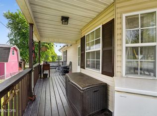 206 E Maple St, Caryville, TN 37714