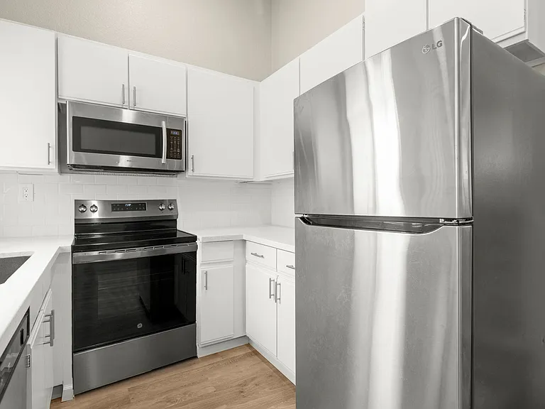 Redwood Creek Villas — Photo 27