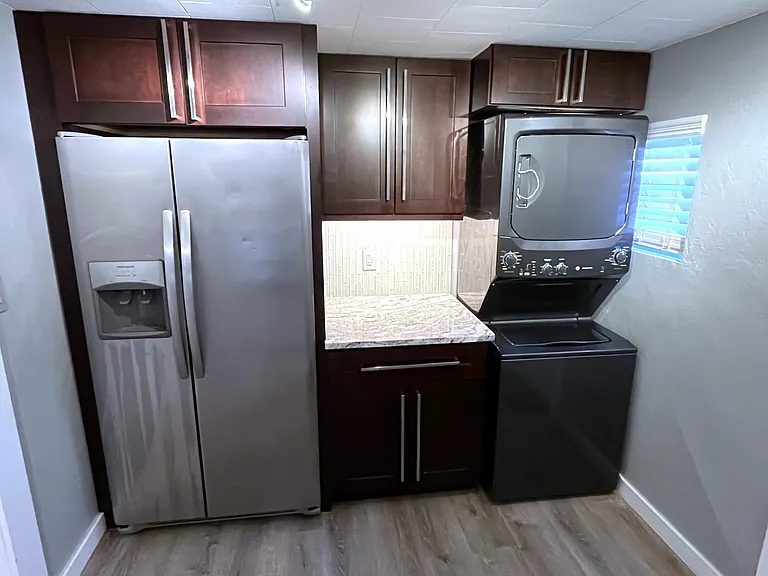 304 N Keech St #1 — Photo 20
