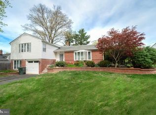 1363 Glenbrook Rd, Meadowbrook, PA 19046