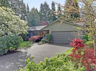 1945 SW 168th St, Seattle, WA 98166