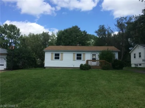 8335 Anderson Ave NE, Warren, OH 44484