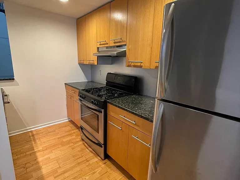 182 Gay St #305 — Photo 8