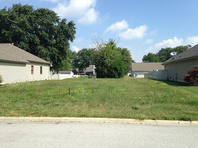 1st image of 2637 Seberger Dr