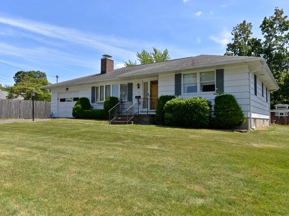 15 Brackenridge Drive, Waterbury, CT 06706