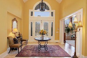 2nd image of 1104 Enclave Way