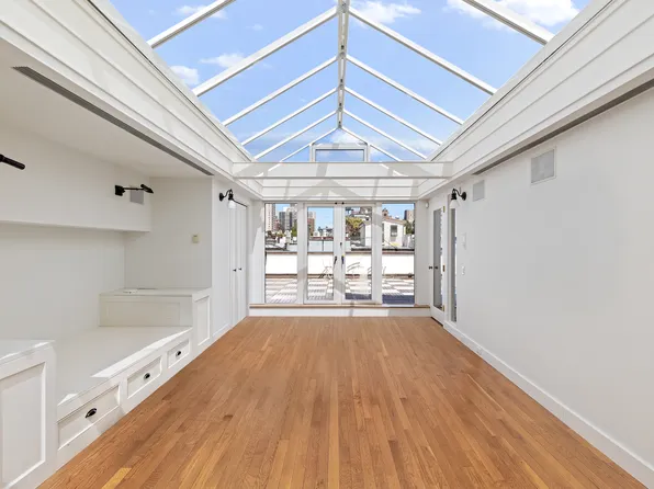 37 West 87th Street image 14 of 16