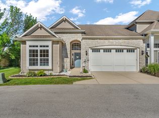 549 Rickels Ct, Whiteland, IN 46184