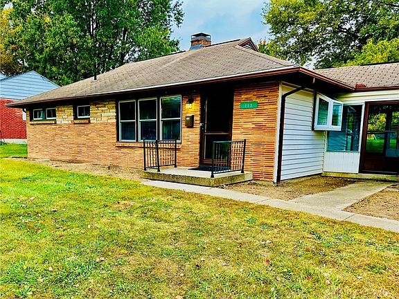 3rd image of 113 N Tippecanoe Dr
