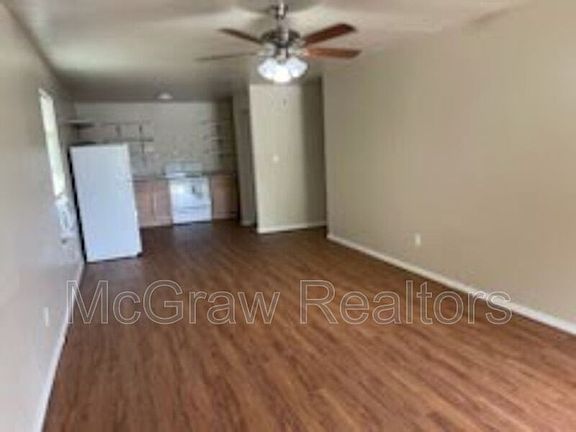 4th image of 12912 County Road 3579 APT D