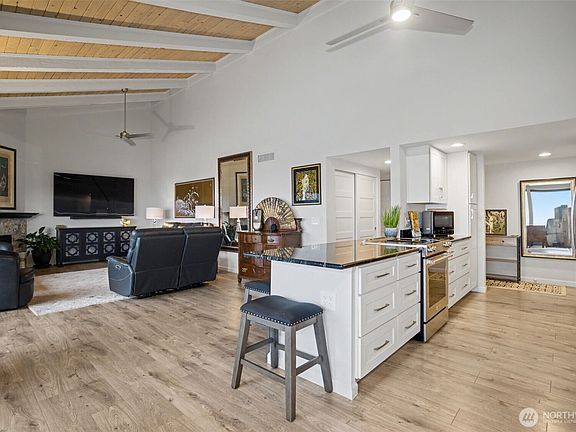 4th image of 28313 Redondo Way S #310