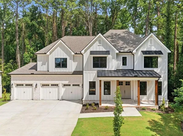 1992 Highgrove Ct, Atlanta, GA 30345