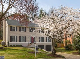 11804 Old Gate Pl, Rockville, MD 20852