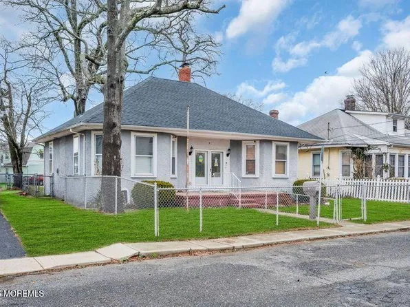 9 Maplewood Avenue, Keansburg, NJ 07734