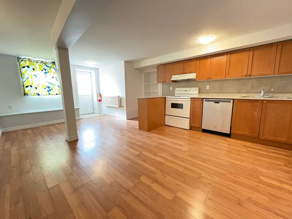 (undisclosed Address), Toronto, ON M5R 2R9