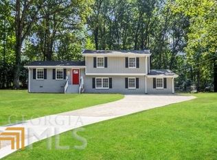 6847 Arabian Ter, Lithonia, GA 30038