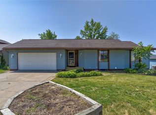 2815 Q Ave NW, Cedar Rapids, IA 52405