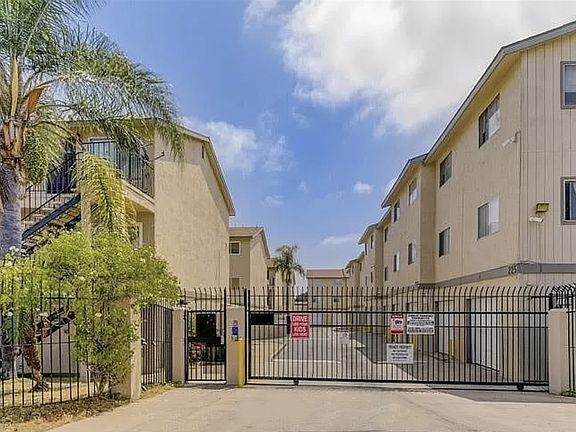 5th image of 239 50th St APT 34