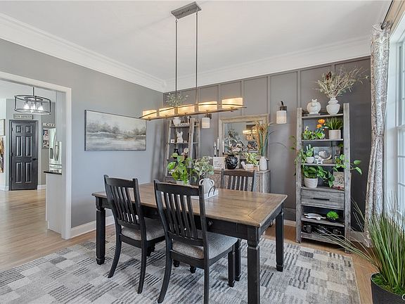 3rd image of 8222 Trellis Brook Ln
