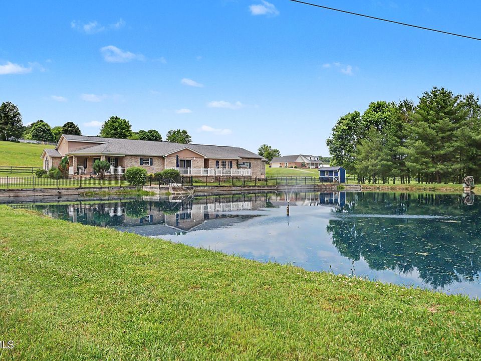 1st image of 1435 Holly Creek Rd