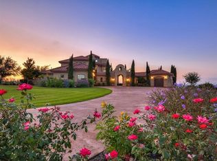 444 Scenic Ridge Dr, Spicewood, TX 78669