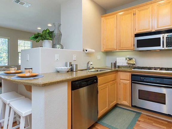 5th image of 2757 Bellezza Dr