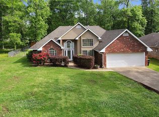 19 Bayou Oaks Dr, Alexandria, LA 71303