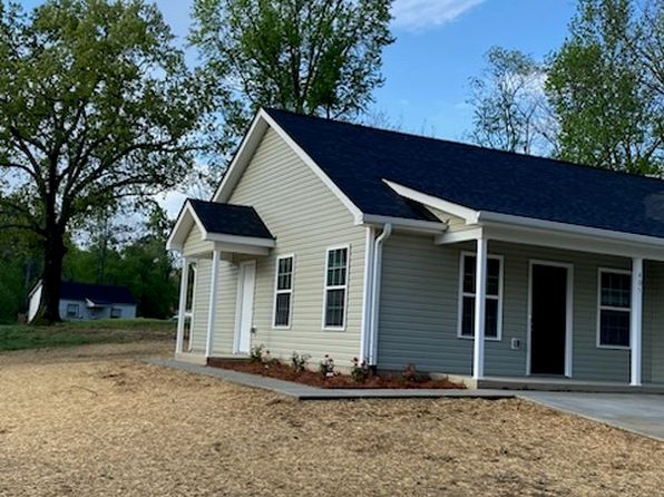 405 W Roswell St #405, Troy, NC 27371