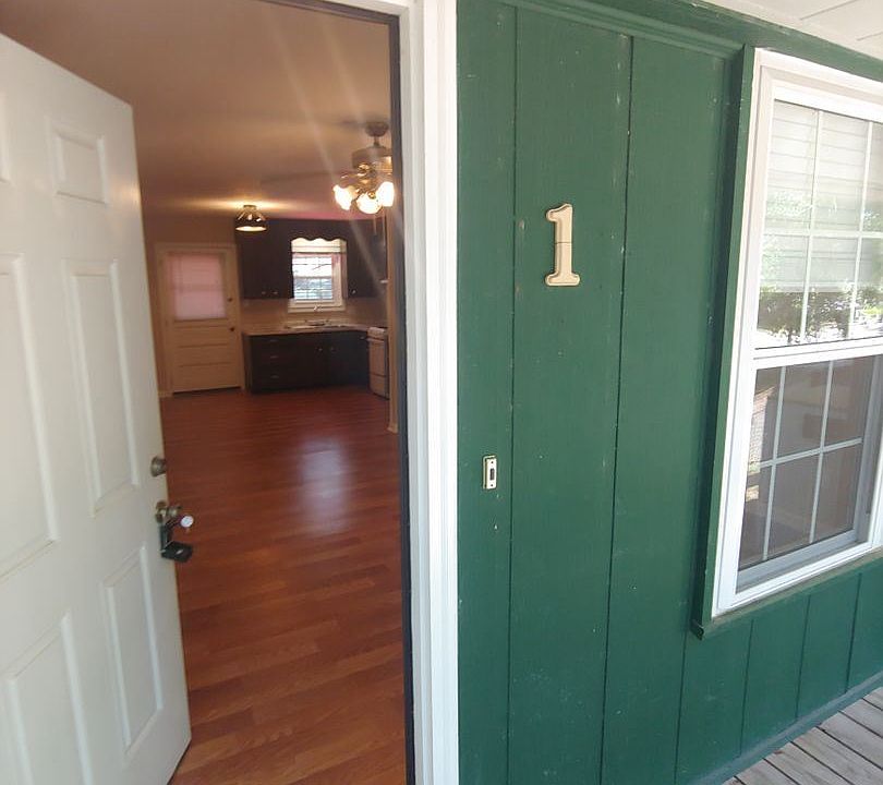 1st image of 1835 Portland Ave APT 1